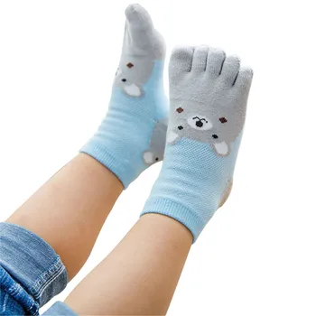Нов дизайн на чорапи, с хубави анимационни мечка, чорапи с пет пръста, детски чорапи за момичета и момчета, детски чорапи носочные изделия, чорапи с пет пръста, мрежести чорапи дишащи за краката