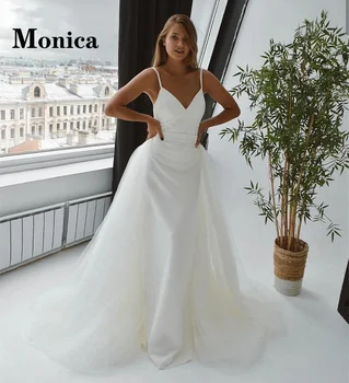 Сватбени рокли MONICA A-Line на тънки спагети презрамки 2023 булката, модерни сатенени рокли без ръкави, с V-образно деколте, подвижна панделка, персонализирани
